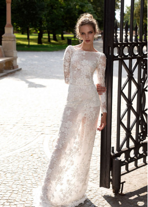 Ivory Beaded Lace Wedding Dress With Detachable Sleeves